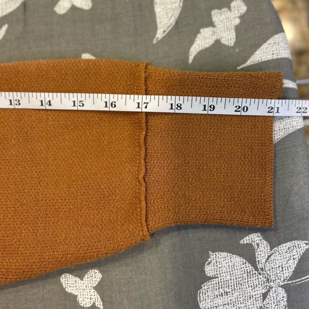 🧡”Tahari” Rust Brown Very Soft Gold Button Front Cardigan w/ Pockets Size M🧡 - Picture 11 of 15